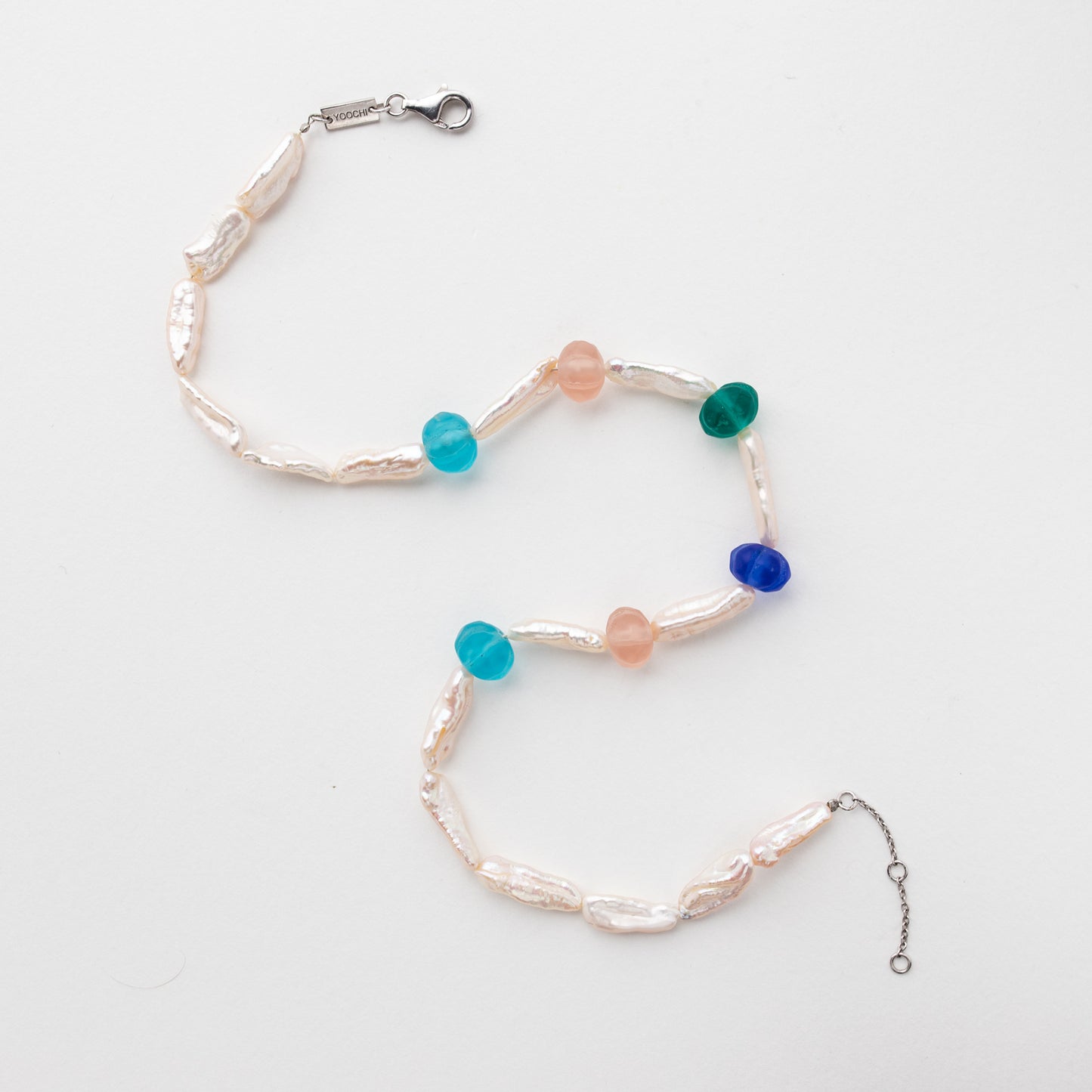 Pearl Fusion Choker: a necklace made of freshwater pearls and recycled glass beads